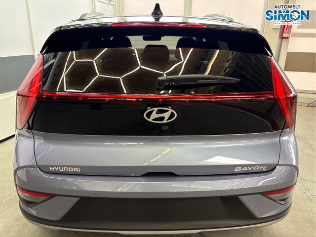 Hyundai / BAYON / Blau /  /  / DCT ACC SmartSense PLUS NAVI SHZ RFK PDC KLIMAAUTOMATIK