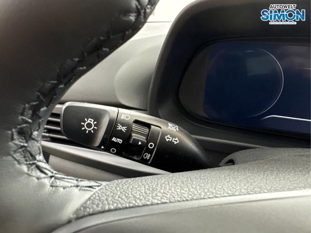 Hyundai / BAYON / Blau /  /  / DCT ACC SmartSense PLUS NAVI SHZ RFK PDC KLIMAAUTOMATIK