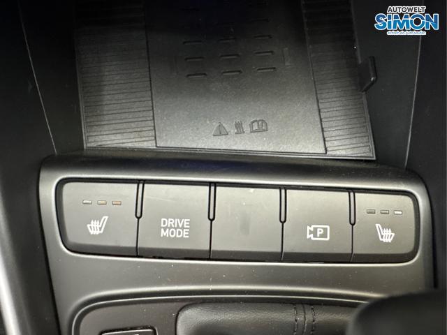 Hyundai / BAYON / Blau /  /  / DCT ACC SmartSense PLUS NAVI SHZ RFK PDC KLIMAAUTOMATIK