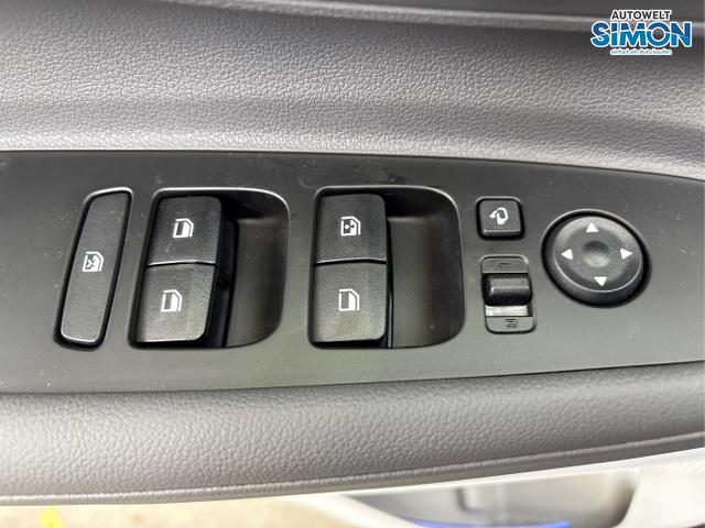 Hyundai / BAYON / Blau /  /  / SmartSense PLUS NAVI SHZ RFK PDC KLIMAAUTOMATIK