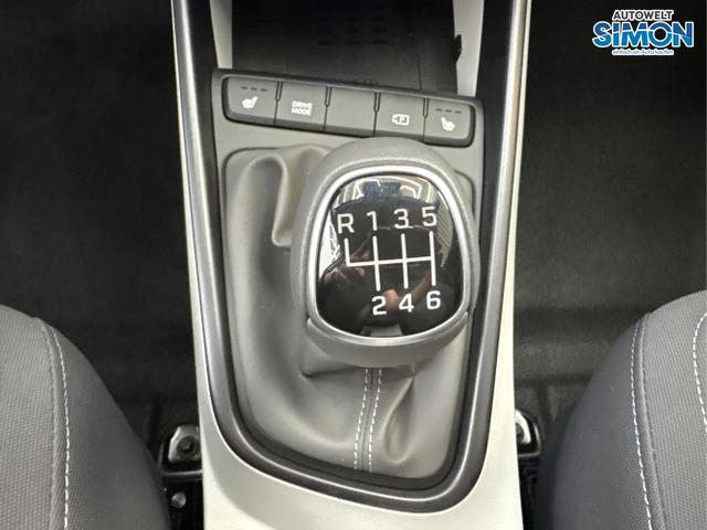 Hyundai / BAYON / Blau /  /  / SmartSense PLUS NAVI SHZ RFK PDC KLIMAAUTOMATIK