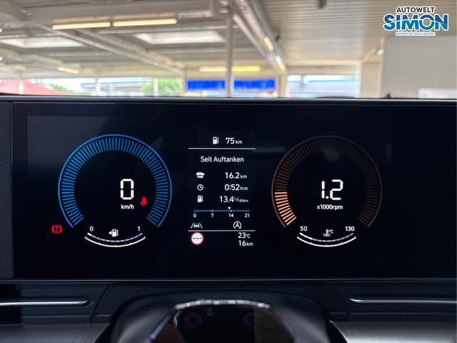 Hyundai / KONA / Grau /  /  / NAVI KLIMAAUTOMATIK PDC v+h RFK