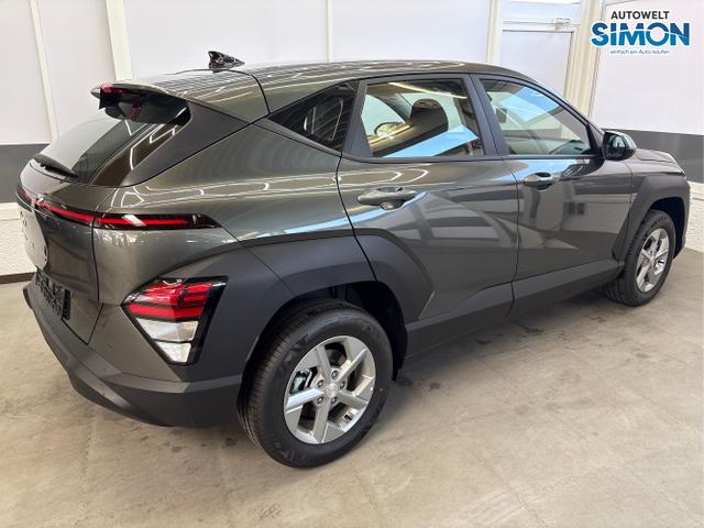 Hyundai / KONA / Grau /  /  / NAVI KLIMAAUTOMATIK PDC v+h RFK