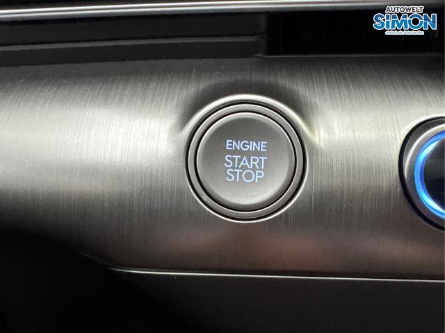 Hyundai / KONA / Grau /  /  / NAVI KLIMAAUTOMATIK PDC v+h RFK
