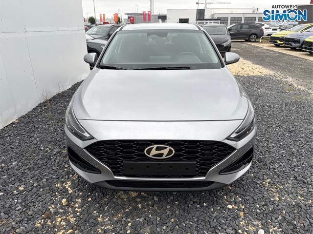 Hyundai / i30 / Silber /  /  / EDITION SHZ NAVI ALU LED RFK PDC