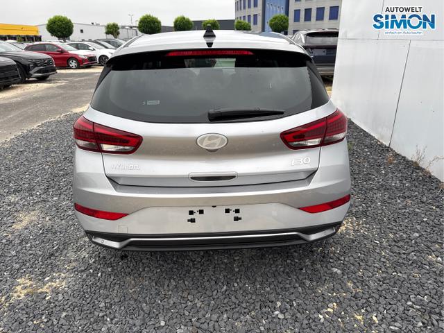 Hyundai / i30 / Silber /  /  / EDITION SHZ NAVI ALU LED RFK PDC
