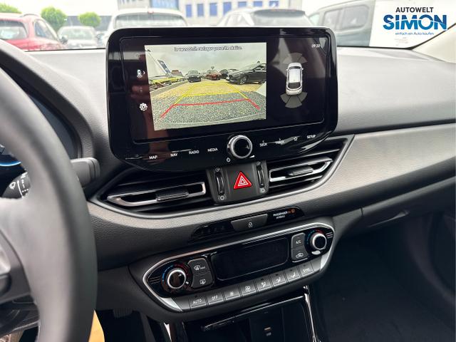 Hyundai / i30 / Silber /  /  / EDITION SHZ NAVI ALU LED RFK PDC