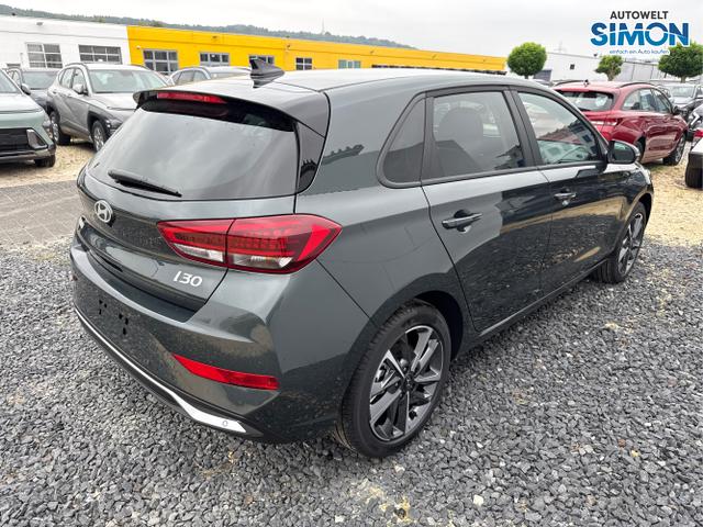Hyundai / i30 / Grün /  /  / EDITION SHZ NAVI ALU LED RFK PDC