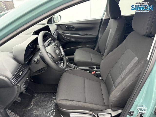 Hyundai / i20 / Grün /  /  / NAVI Klimaautomatik SHZ 