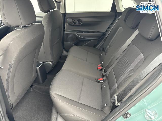 Hyundai / i20 / Grün /  /  / NAVI Klimaautomatik SHZ 