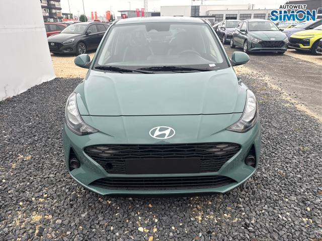 Hyundai / i10 / Grün /  /  / AUT NAVI SHZ TEMPOMAT 