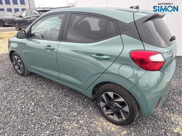 Hyundai / i10 / Grün /  /  / AUT NAVI SHZ TEMPOMAT 