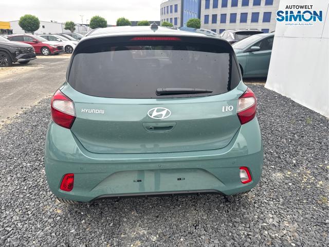 Hyundai / i10 / Grün /  /  / AUT NAVI SHZ TEMPOMAT 