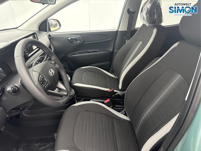 Hyundai / i10 / Grün /  /  / AUT NAVI SHZ TEMPOMAT 