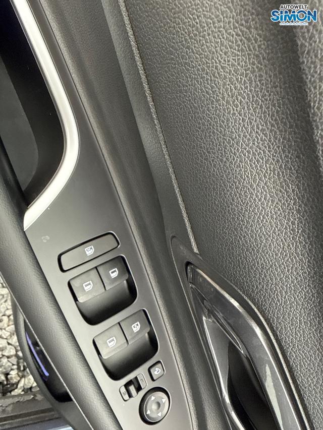 Hyundai / BAYON / Blau /  /  / SmartSense PLUS NAVI SHZ RFK PDC KLIMAAUTOMATIK