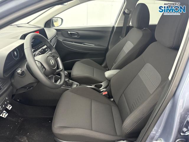 Hyundai / BAYON / Blau /  /  / SmartSense PLUS NAVI SHZ RFK PDC KLIMAAUTOMATIK