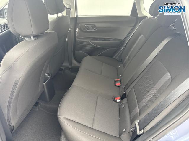 Hyundai / i20 / Blau /  /  / NAVI Klimaautomatik SHZ 