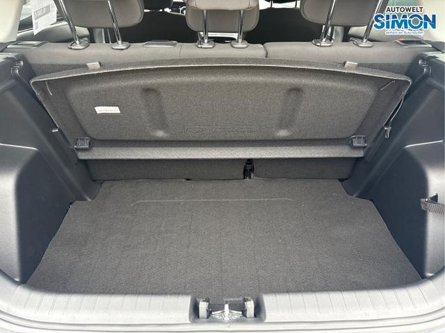 Hyundai / i20 / Blau /  /  / NAVI Klimaautomatik SHZ 