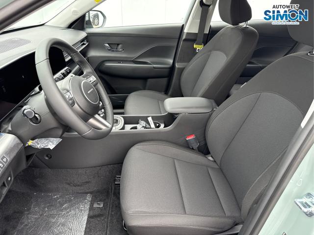 Hyundai / KONA / Grün /  /  / NAVI KLIMAAUTOMATIK PDC v+h RFK
