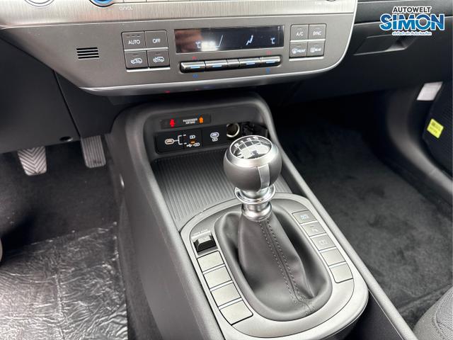Hyundai / KONA / Grün /  /  / NAVI KLIMAAUTOMATIK PDC v+h RFK