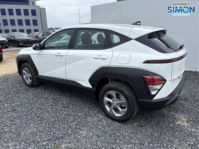 Hyundai / KONA / Weiß /  /  / NAVI KLIMAAUTOMATIK PDC v+h RFK