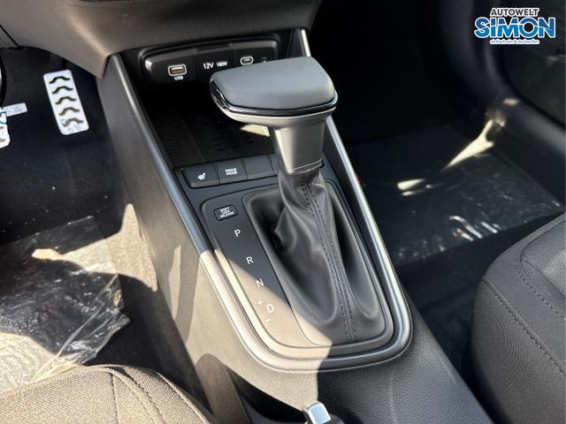 Hyundai / BAYON / Rot /  /  / DCT ACC SmartSense PLUS NAVI SHZ RFK PDC KLIMAAUTOMATIK
