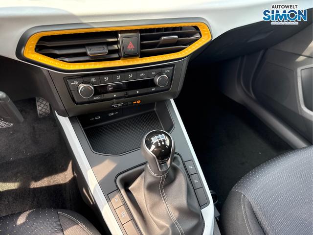 Seat / Arona / Weiß /  /  / RFK PDC v+h KLIMAAUTOMATIK