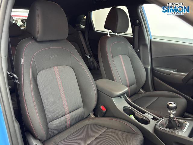Hyundai / KONA / Blau /  /  / 6-Gang IMT NAVI KRELL SHZ RFK