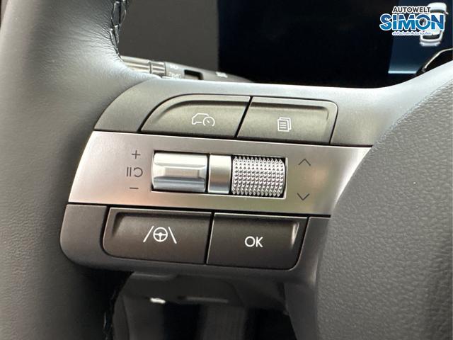 Hyundai / KONA / Schwarz /  /  / NAVI KLIMAAUTOMATIK PDC v+h RFK