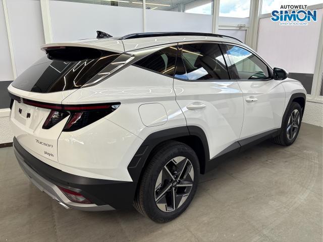 Hyundai / TUCSON / Weiß /  /  / PANO SHZ v+h 18 ALU
