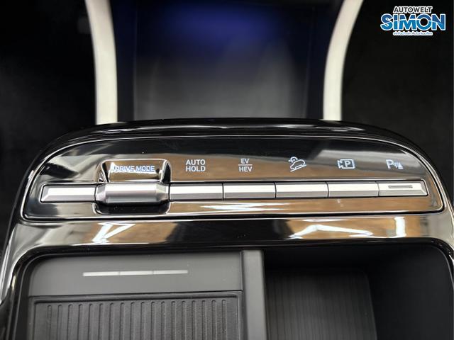 Hyundai / TUCSON / Weiß /  /  / PANO SHZ v+h 18 ALU
