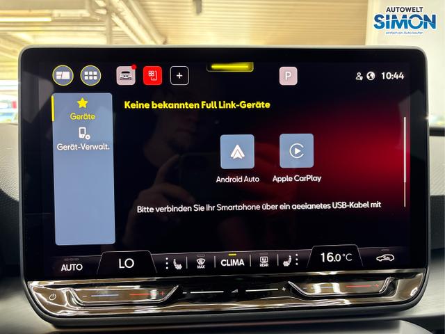 Seat / Leon / Schwarz /  /  / 1.5 TSI MATRIX NAVI SHZ RFK KESSY