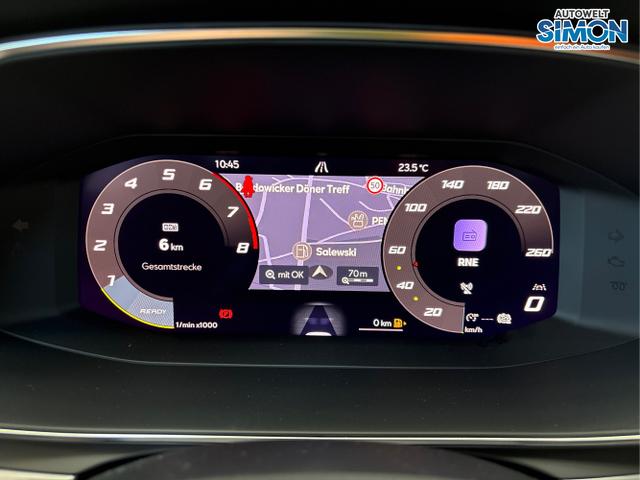 Seat / Leon / Schwarz /  /  / 1.5 TSI MATRIX NAVI SHZ RFK KESSY