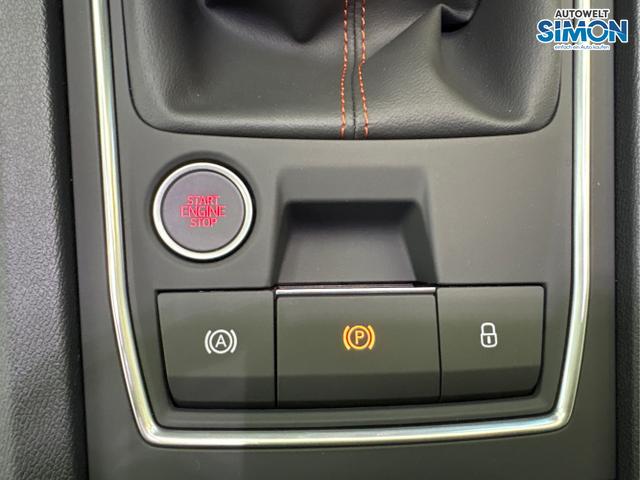 Seat / Leon / Schwarz /  /  / 1.5 TSI MATRIX NAVI SHZ RFK KESSY