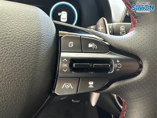 Hyundai / i30 / Blau /  /  / DCT ACC NAVI RFK WP 