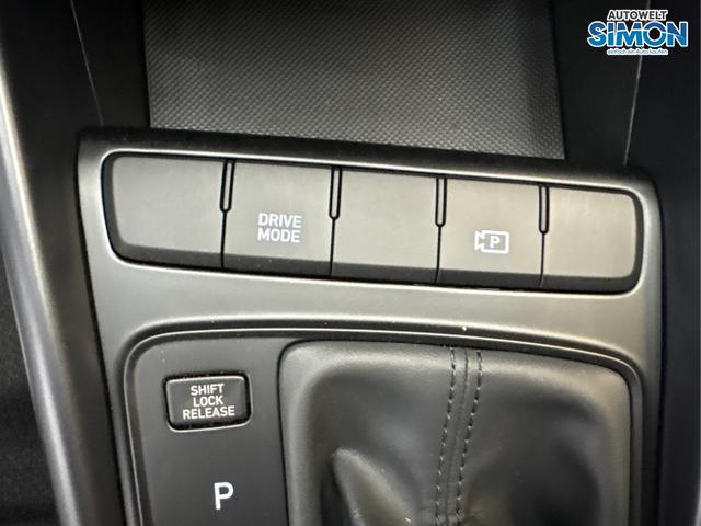 Hyundai / BAYON / Grau /  /  / DCT NAVI RFK PDC 