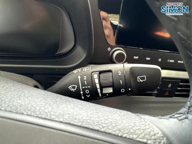 Hyundai / BAYON / Weiß /  /  / DCT NAVI RFK PDC 