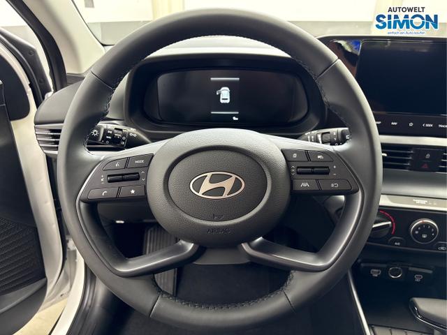Hyundai / BAYON / Weiß /  /  / DCT NAVI RFK PDC 
