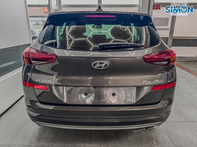 Hyundai TUCSON PREMIUM DCT KRELL NAVI PDC v+h 