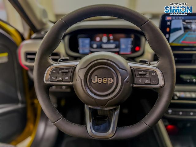 Jeep Avenger SUMMIT e-DCT6 ACC RFK SHZ PDC KEYLESS El.Heckklappe 