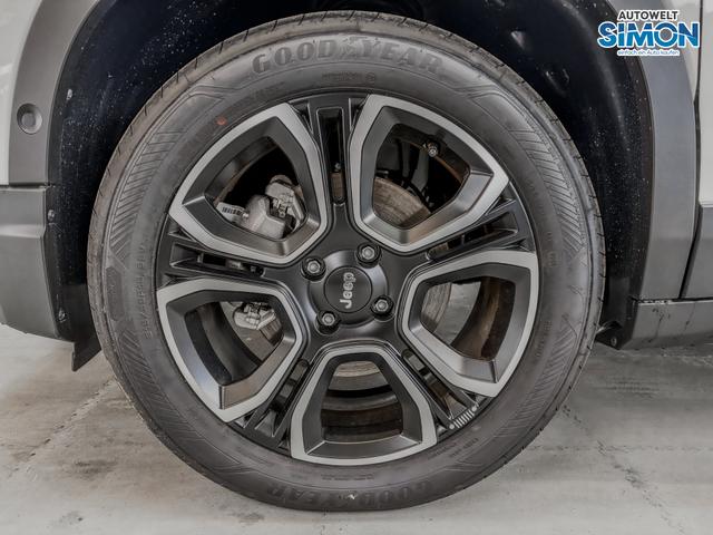 Jeep Avenger SUMMIT e-DCT6 ACC RFK SHZ PDC KEYLESS El.Heckklappe 