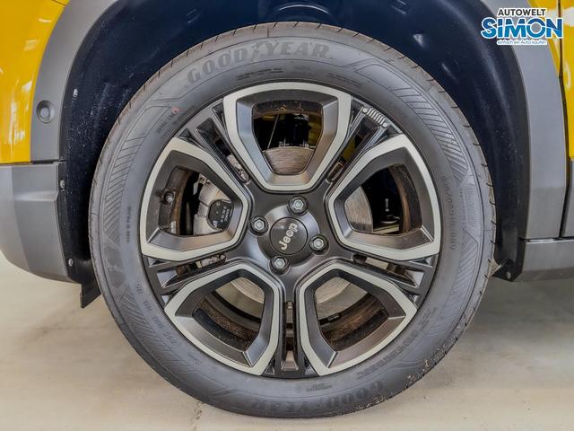 Jeep Avenger SUMMIT e-DCT6 ACC RFK SHZ PDC KEYLESS El.Heckklappe 