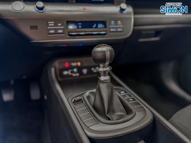 Hyundai KONA STYLE PLUS NAVI KLIMAAUTOMATIK PDC v+h RFK 