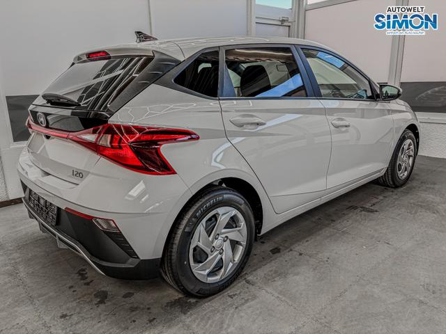 Hyundai i20 COMFORT FL NAVI RFK TEMPOMAT 