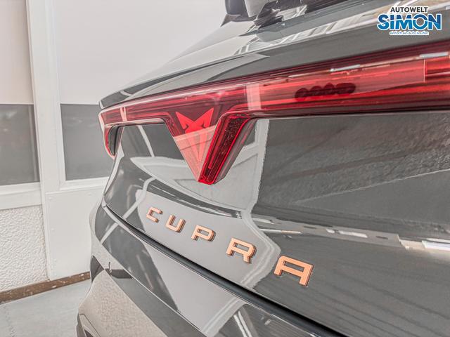 Cupra Leon 1.5 eTSI DSG INTELLIGENT DRIVE ACC KEYLESS 