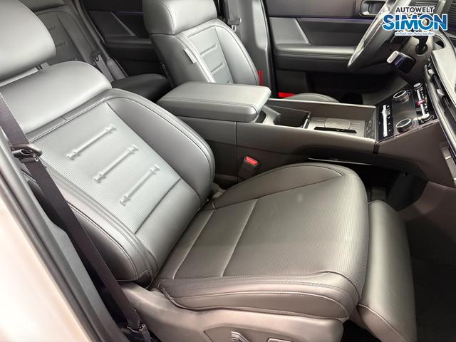 Hyundai SANTA FE NEU IMPRESSION 4WD HEW PANO CALLIGRAPHY 