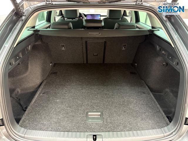 Skoda Octavia Combi SELECTION 1.5 MHEV AHK DSG NAVI ACC SHZ RFK 