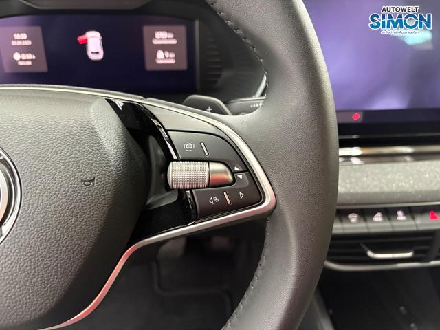 Skoda Octavia Combi SELECTION 1.5 MHEV AHK DSG NAVI ACC SHZ RFK 