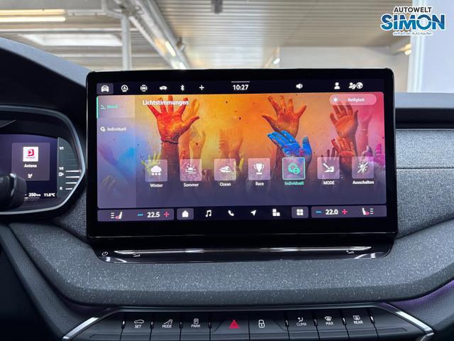 Skoda Octavia Combi SELECTION 1.5 MHEV AHK DSG NAVI ACC SHZ RFK 