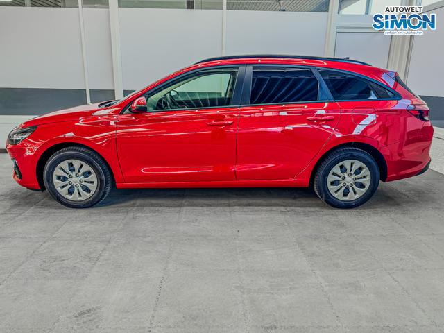 Hyundai i30 Kombi STYLE NAVI RFK LED PDC v+h 